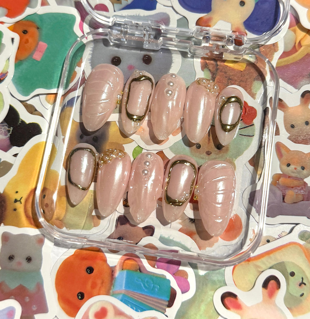 PREMADE | gold pearl .ೃ࿔*:･⚪˚˖𓍢ִ໋ (M)